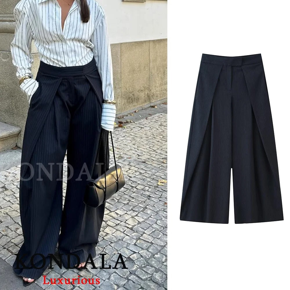 Pleated Wide Leg Trousers with Pockets